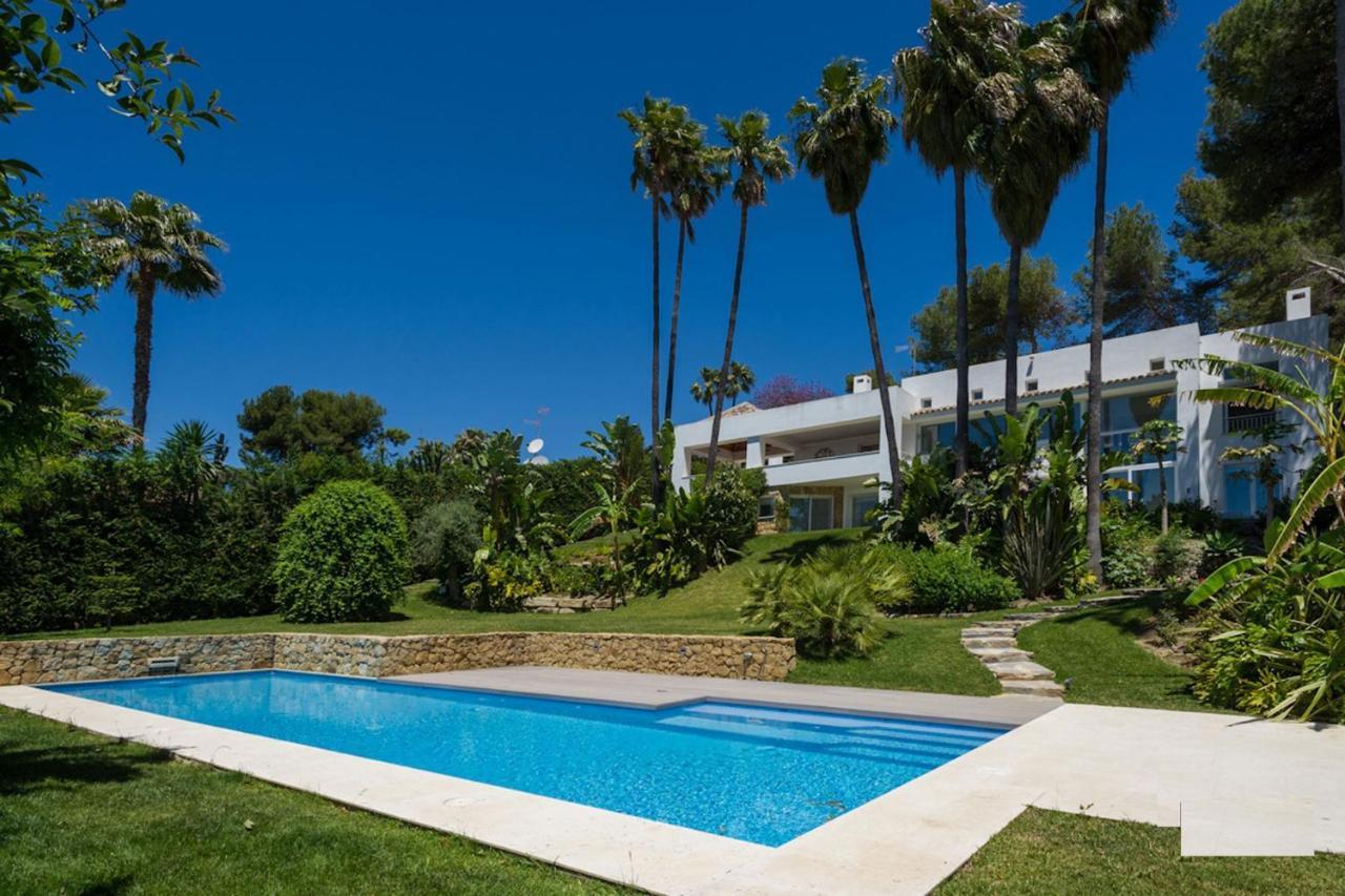 Magnificent Recently Built Pax 12 Sea View Golden Mile Marbella