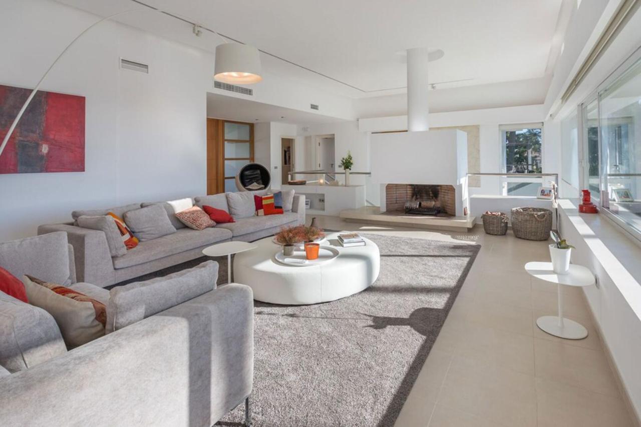 Villa Magnificent Recently Built Pax 12 Sea View Golden Mile Marbella